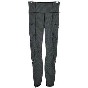 lululemon Cadence Crusher Power Luxtreme Tights Size 4 in Tiny Geo Black & White